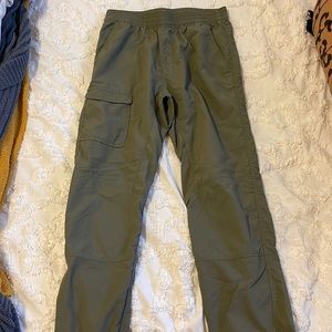 Columbia girls wind/fishing pants size M (10/12)
